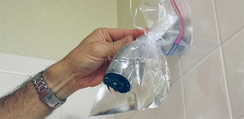 Bagging a shower head